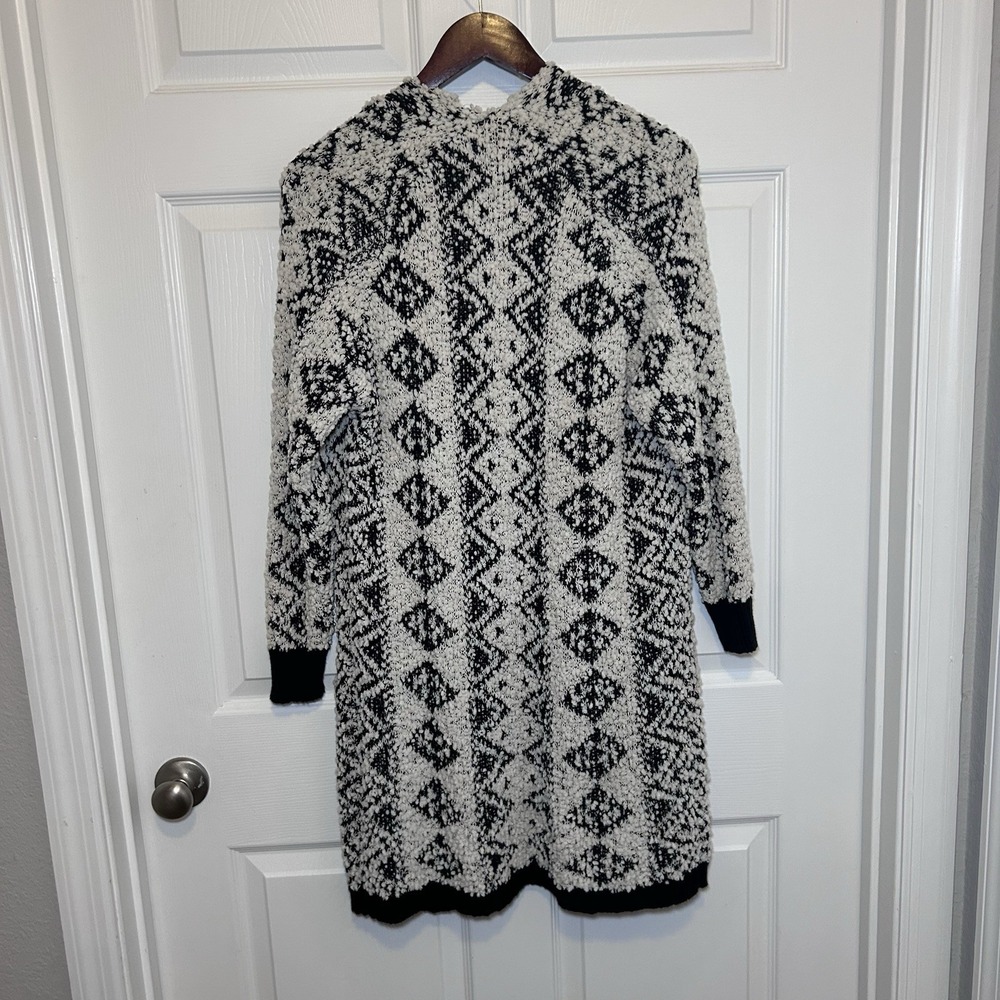 Solitaire Black & White Patterned Open Front Card… - image 5